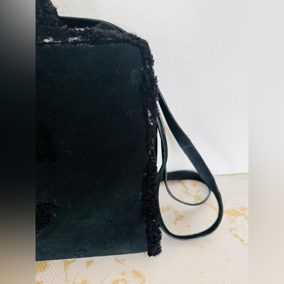 🔥🔥FINAL CLEARENACE 🔥🔥 UGG x TELFAR Black Suede Leather Tote Bag - Picture 2 of 11